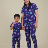 Women Purple Grapes